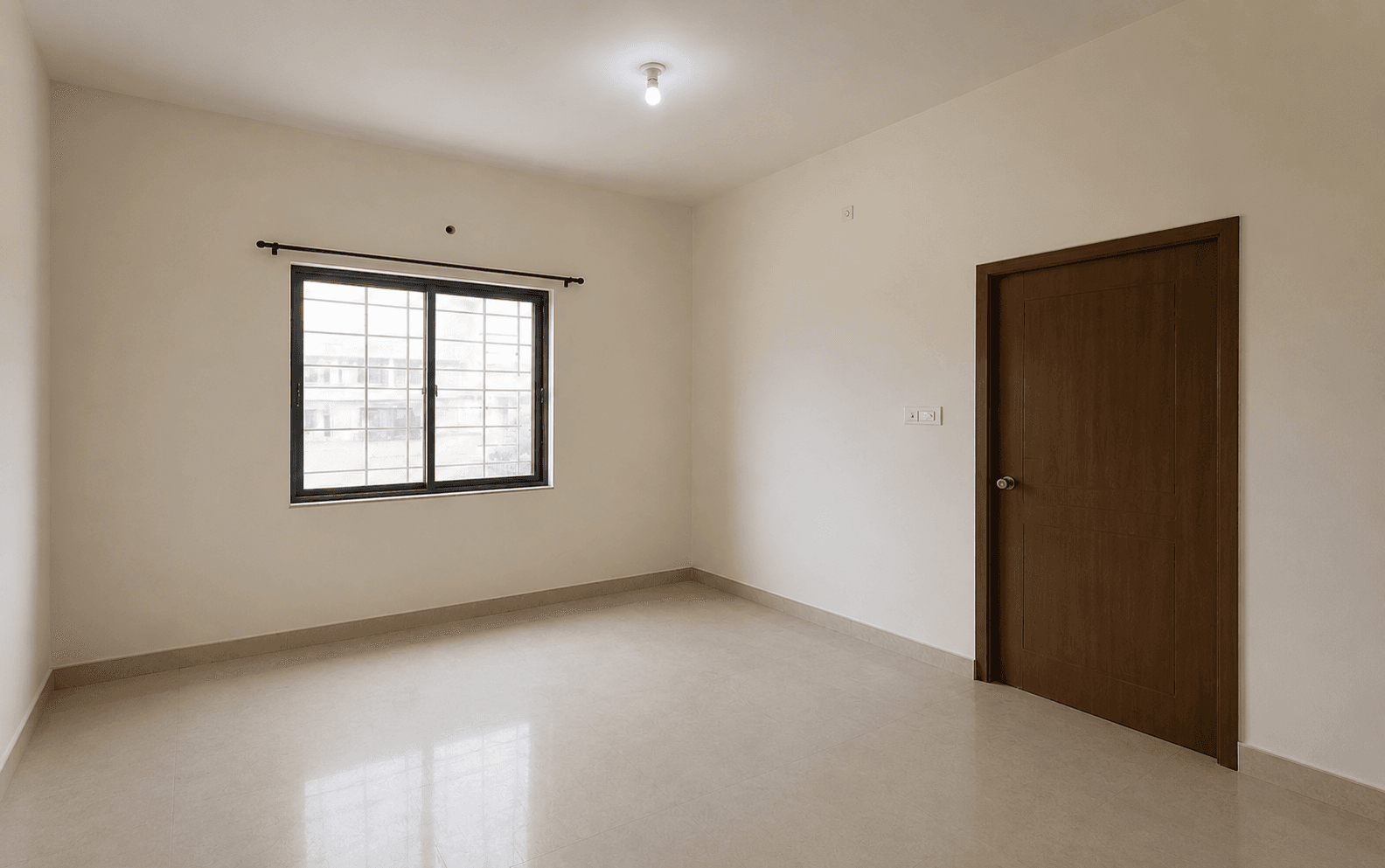 Room before renovation
